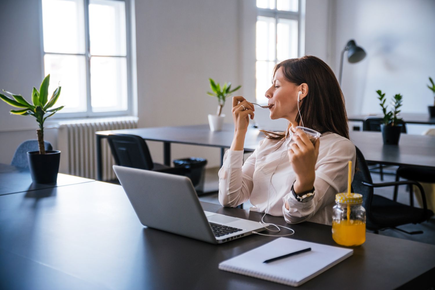 Mittagspause optimal nutzen: Der ultimative Guide für gesunde Büro-Verpflegung